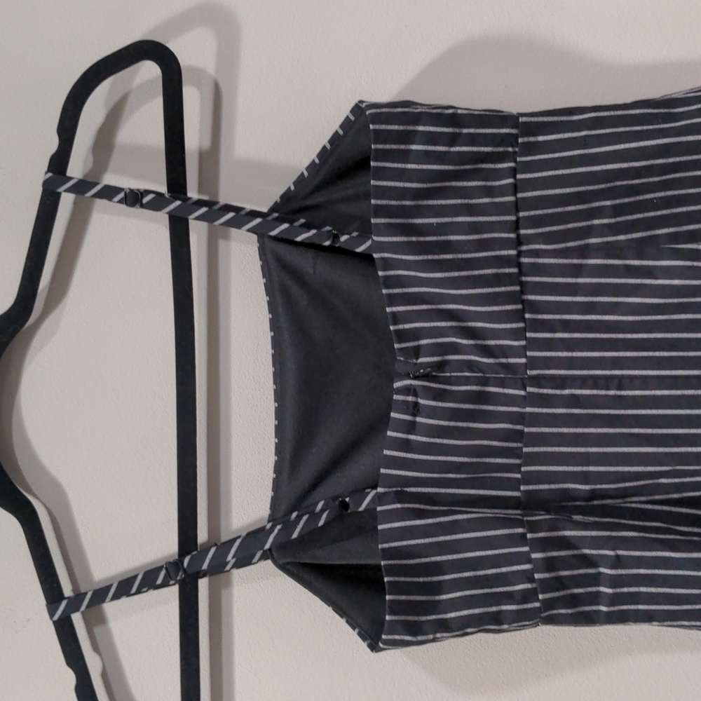 Kendall & Kylie Women's Pinstripe Tank Mini Dress Size XS Black/White - Picture 3 of 5